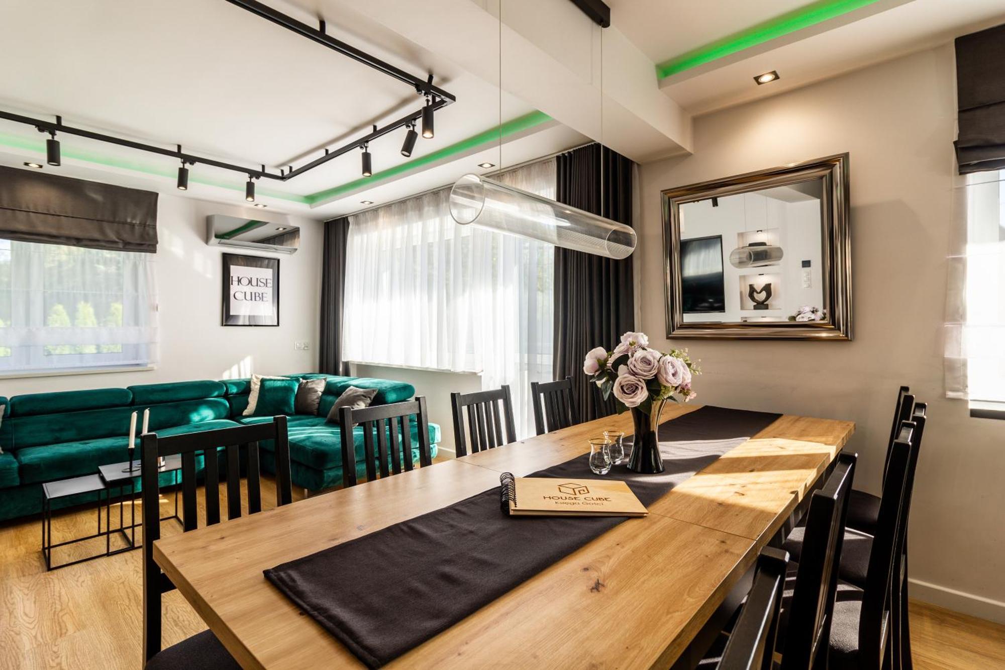 Housecube, Bar , Prywatne Kino, Bilard , Luxus Villa Wroclaw Bagian luar foto